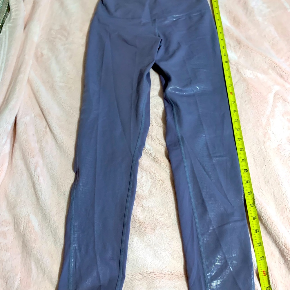 DYI snake skin pattern on front leggings